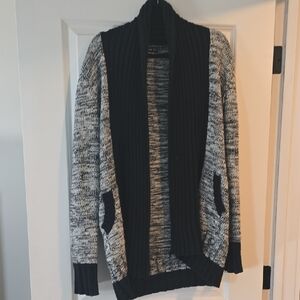 Men's Black and Gray Sweater